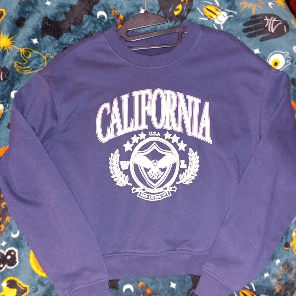 Cute Junior's Cropped Sweatshirt